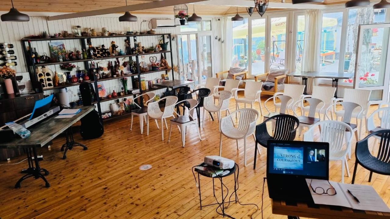 Laguna Beach Club Bazaleti Lake Dushet'i Exterior foto